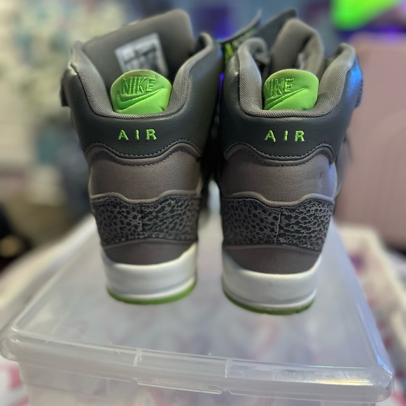 Nike Wedge Sneakers - Picture 2 of 5